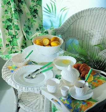 Блюдо овальное 29 см белое TRIANON LUMINARC