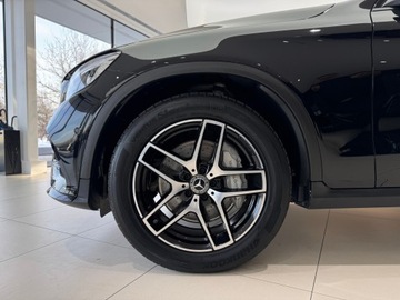 Mercedes GLC C253 SUV 2.0 250 211KM 2019 Mercedes-Benz GLC 250 Coupe AMG Line 4-Matic / 1 w, zdjęcie 17