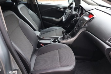 Opel Astra J Hatchback 5d 1.4 Turbo ECOTEC 140KM 2011 Opel Astra 1.4 T, Klima, Klimatronic, Tempomat, zdjęcie 8