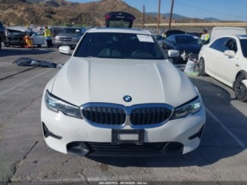 BMW Seria 3 G20-G21 2019 BMW Seria 3 330I 2019, od ubezpieczalni 2.0 Benzyna 255KM, zdjęcie 2