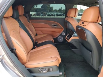 Bentley Bentayga 2024 Bentley Bentayga 2024 4.0l 4.0 Benzyna 542KM, zdjęcie 11