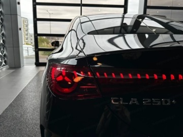 Mercedes CLA C118/X118 2025 MERCEDES-BENZ CLA 250+ AMG Line Sedan (272KM) 2025, zdjęcie 12