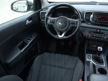 Kia Sportage IV SUV 1.6 GDI 132KM 2016 Kia Sportage 1.6 GDI, Salon Polska, Serwis ASO, zdjęcie 6