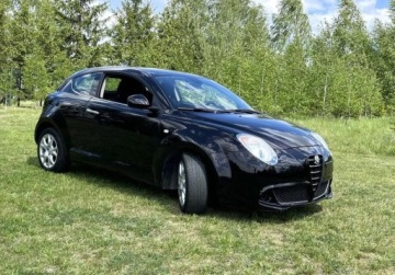 Alfa Romeo MiTo Hatchback 3d 1.3 JTDM-2 95KM 2010 Alfa Romeo Mito ZERO KOROZJI, klimatyzacja, DNA, 1.2 Diesel 95KM, zdjęcie 2