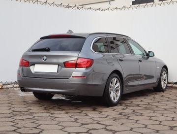 BMW Seria 5 F10-F11 2010 BMW 5 520d, VAT 23%, Skóra, Navi, Xenon, Bi-Xenon, zdjęcie 4
