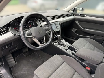 Volkswagen Passat B8 Variant Facelifting 1.5 TSI EVO 150KM 2022 Volkswagen Passat 1.5 TSI / 150 KM Business DSG FV, zdjęcie 9