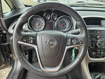 Opel Astra J Hatchback 5d 1.4 Turbo ECOTEC 120KM 2012 Opel Astra Opłacona Zdrowa Zadbana Serwisowana, zdjęcie 14