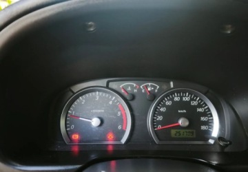 Suzuki Jimny III Standard 1.5 TD 86KM 2006 Suzuki Jimny Suzuki Jimny 1.5 JLX Comfort diesel 1.5 Diesel 86KM, zdjęcie 9