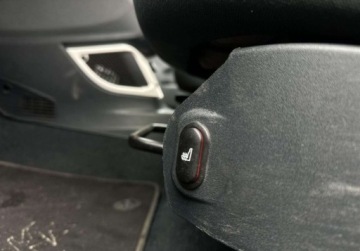 Ford Ka III 1.2 Duratec 69KM 2010 Ford KA Ford KA 2010 GRZANE FOTELE 1.2 Benzyna 69KM, zdjęcie 21