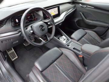 Skoda Octavia IV RS Kombi 2.0 TSI 245KM 2023 Skoda Octavia RS 2.0 TSI 245KM DSG FV 23 2.0 Benzyna 245KM, zdjęcie 15