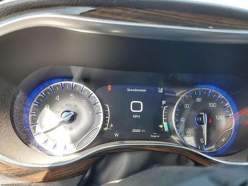 Chrysler Pacifica II 2023 Chrysler Pacifica 2023, 3.6L, LIMITED, po gradobiciu 3.6 Benzyna 287KM, zdjęcie 9