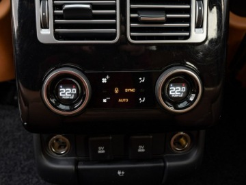 Land Rover Range Rover V SWB 3.0 P400 400KM 2021 Land Rover Range Rover PO1UR03#3.0 I6 LWB AB, zdjęcie 24