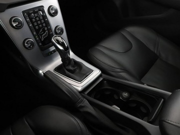 Volvo V40 II Hatchback Facelifting 2.0 D2 120KM 2018 Volvo V40 GRATIS! Pakiet Serwisowy o wartości 600, zdjęcie 28