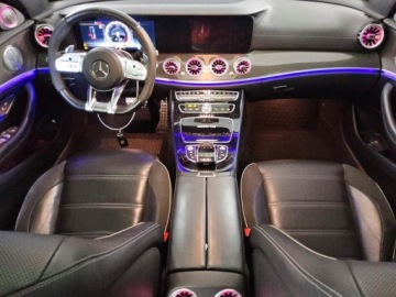 Mercedes Klasa E W213 2018 Mercedes-Benz Klasa E 63 AMG-S 2018 4.0 Benzyna 603KM, zdjęcie 8