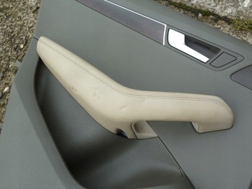 AUDI Q5 08-16 обивка дверной панели