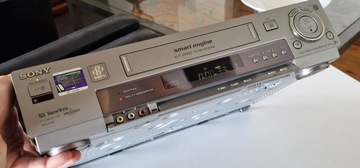 Видеорегистратор SONY SLV SF 90 SLV-SF90