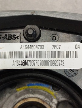 MERCEDES ML W164 VOLANT MULTIFUNKCE A1644604703