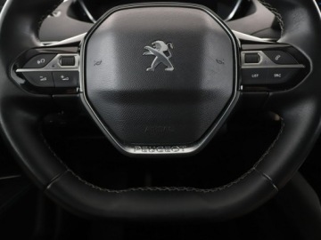 Peugeot 3008 II Crossover Facelifting  1.2 PureTech 130KM 2022 Peugeot 3008 AllurePack półskóra navi kamera, zdjęcie 20