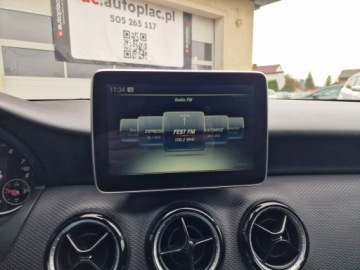 Mercedes Klasa A W176 Hatchback 5d Facelifting 180 122KM 2016 Mercedes A 180 1.6 Benzyna Kamera, zdjęcie 29