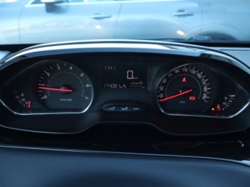 Peugeot 208 I Hatchback 3d 1.2 VTI 82KM 2013 Peugeot 208 1.2 PureTech, Salon Polska, Klima, zdjęcie 10