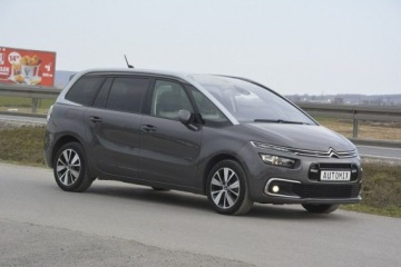 Citroen Grand C4 Picasso II Grand Picasso Facelifting 2.0 BlueHDi 150KM 2018 Citroen C4 Grand Picasso 2.0BlueHDi 7 osobowy hak, zdjęcie 11