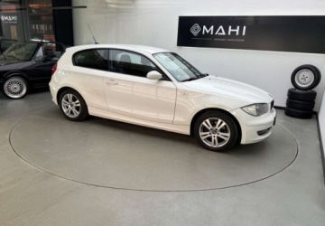 BMW Seria 1 E81/E87 Hatchback 5d E87 1.6 116i 122KM 2008 BMW Seria 1 Klima Alu Benzyna Zamiana Gwarancja Raty 1.6 Benzyna 122KM, zdjęcie 11
