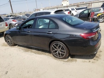 Mercedes Klasa E W213 2022 Mercedes-Benz Klasa E 350 2022 2.0l od ubezpieczalni 2.0 Benzyna 255KM, zdjęcie 1