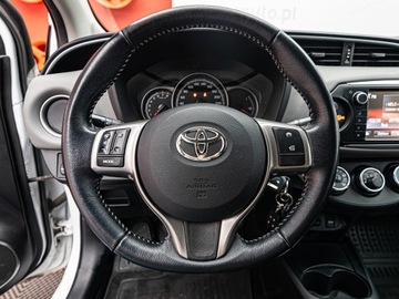 Toyota Yaris III Hatchback 5d Facelifting 1.33 Dual VVT-i 99KM 2016 TOYOTA Yaris 1.33 Premium Hatchback 99KM 2016, zdjęcie 10