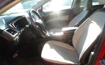 Ford Fusion 2020 Ford Fusion 2020r, 1.5 Benzyna. Uszkodzone prawy bok. Jezdzi. 1.5 Benzyna, zdjęcie 17