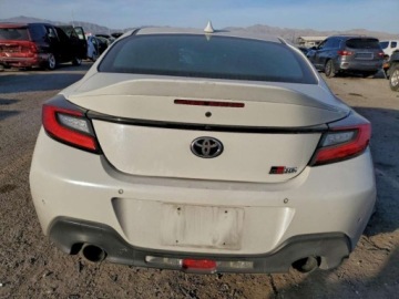 Toyota GR86 2022 Toyota GR86 2022r., Premium, 2.4L, od ubezpieczalni 2.4 Benzyna 231KM, zdjęcie 2