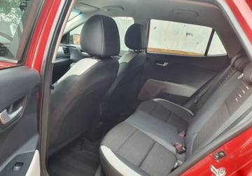 Kia Stonic Crossover 1.0 T-GDI 120KM 2020 Kia Stonic Kamera Nawigacja GetHelp Benzyna 120KM, zdjęcie 12