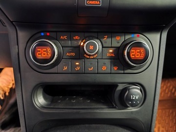 Nissan Qashqai I Crossover Facelifting  2.0 dCi 150KM 2012 Nissan Qashqai 2.0 diesel 150 KM, 4x4, Kam 360, Nawi, Pełny serwis, zdjęcie 11