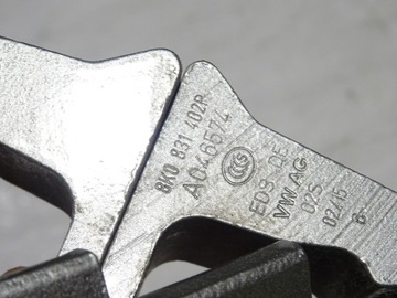 PANTY DVEŘE PŘEDNÍ PRAVÉ VW GOLF VII 7 LB7W 8K0831402K 8K0831402P