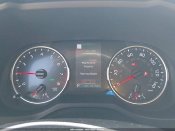 Toyota RAV4 V 2022 Toyota RAV4 XLE Premium 2022 2.5l 2.5 Benzyna 203KM, zdjęcie 10