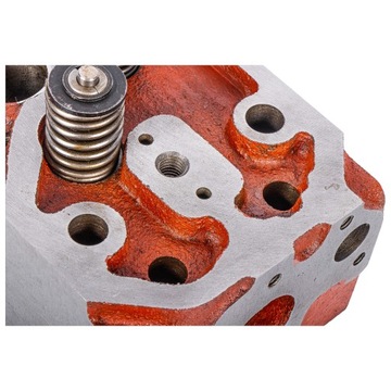 URSUS C-360 C4011 GŁOWICA SILNIKA Z ZAWORAMI KOMPLETNA GOTOWA DO MONTAŻU