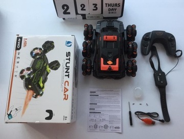 ИГРУШЕЧНАЯ МАШИНКА С ДИСТАНЦИОННЫМ УПРАВЛЕНИЕМ ЖЕСТАМИ + ПУЛЬТ ДИСТАНЦИОННОГО УПРАВЛЕНИЯ