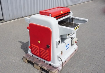 ТОЛЩИНОСТРУГОВЫЙ СТАНОК ТОЛЩИНЫ 60 ВАЛ: 610 мм Двигатель: 4 кВт