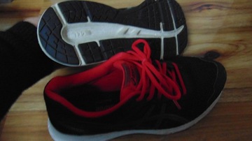 Asics Gel Contend 5, размер 39,5