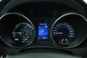 Toyota Auris II Hatchback 5d Facelifting 1.8 Hybrid 136KM 2015 Toyota Auris Hybrid, Salon Polska, Automat, Klima, zdjęcie 7
