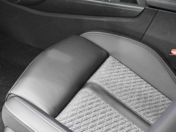 Peugeot 408 II Fastback 1.2 PureTech 145KM 2026 Od ręki - Business e-DCS6 1.2 PureTech mHEV 145KM / Pakiet Zimowy, zdjęcie 3