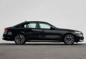 BMW Seria 5 G90-91 Touring 2.0 520d 197KM 2025 BMW Seria 5 Salon PL M Sport Harman Gwarancja Bezwypadkowy FVAT23, zdjęcie 2