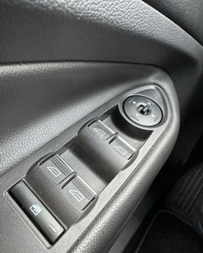 Ford Kuga II SUV Facelifting 2.0 TDCi 150KM 2018 Ford Kuga St Line,Automat,4x4,Kamera,Sony 2.0 Diesel 150KM, zdjęcie 9