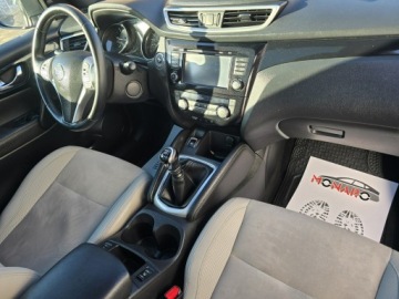 Nissan Qashqai II Crossover 1.6 dCi 130KM 2014 Nissan Qashqai TEKNA+ Napęd 4x4 1.6 dCi 130KM z, zdjęcie 17