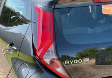 Toyota Aygo II Hatchback 3d Facelifting 1.0 VVT-i 72KM 2019 Toyota Aygo 1,0 72KM LIFT Android Kamera LED Tempomat Bezwypadkowy Dla wym, zdjęcie 5