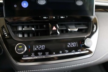 Toyota Corolla XII Sedan Facelifting 1.8 Hybrid 140KM 2023 Toyota Corolla 1.8 Hybrid Comfort 1.8 Hybryda 140KM, zdjęcie 13