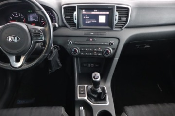 Kia Sportage IV SUV Facelifting 1.6 GDI 132KM 2018 Kia Sportage 1.6 GDI, Salon Polska, Serwis ASO, zdjęcie 11