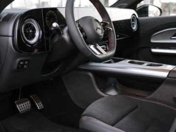 Mercedes CLA C118/X118 2026 MERCEDES-BENZ CLA 200 4-Matic AMG Line 1.5 (163KM) 2026, zdjęcie 6