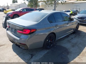 BMW Seria 5 G30-G31 2022 BMW Seria 5 540I XDrive 2022 3.0l 3.0 Benzyna 335KM, zdjęcie 2