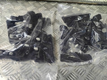 HYUNDAI VELOSTER 1,6 GDI VÝZTUHA PRAVÝ LEVÝ BLATNÍKU