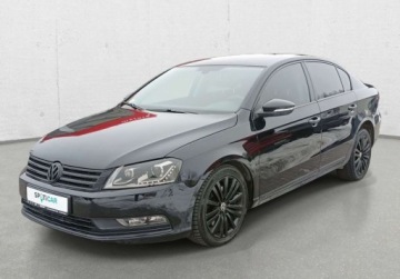 Volkswagen Passat B7 Limousine 2.0 TDI CR BlueMotion 177KM 2014 Volkswagen Passat 2.0 TDI Comfortline DSG 2.0 Diesel 177KM
